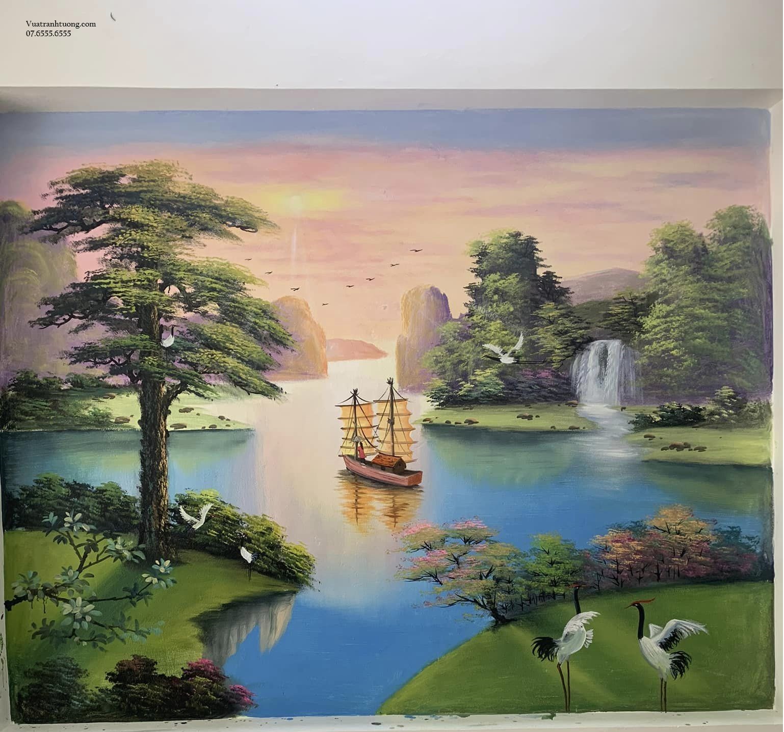 ve-tranh-tuong-tuong-san-1 Vẽ Tranh Tường Tường Sân